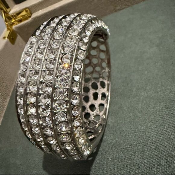 WIDE SILVER RHINESTONE HINGED CUFF BRACELET – 2.5” x 2.7” STATEMENT BANGLE - Picture 17 of 17